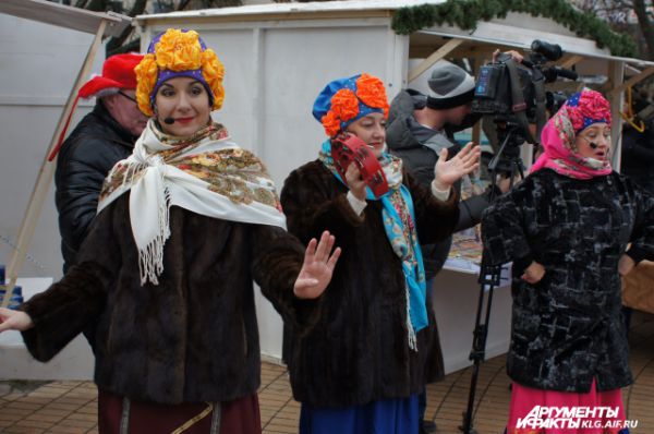 Открытие елочных базаров в Калининграде.