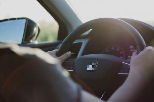 Люди, больные наркоманией не имеют права управлять автомобилем.