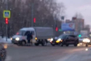 Авария вызвала пробку на шоссе