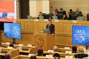 Виталий Хоценко поручил руководителям всех отраслей разработать каждому не менее трёх проектов для участия в отборе на предоставление новой меры федеральной поддержки.