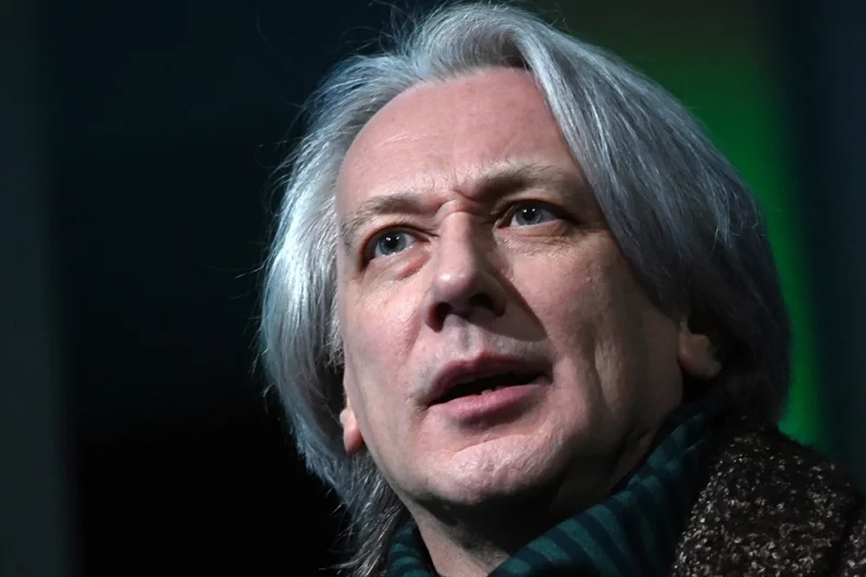 Алексей Веселкин в роли Фамусова в спектакле «Горе от ума».