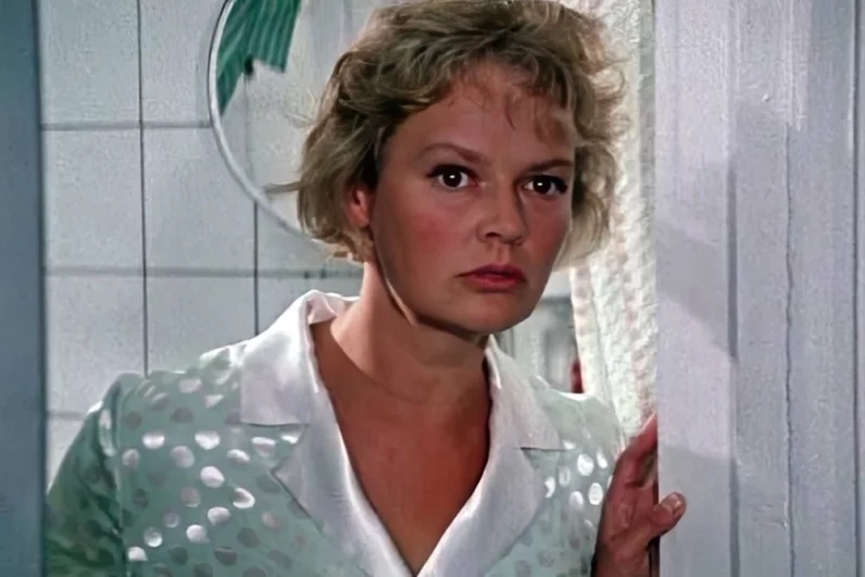 1968 год. Нина Гребешкова в фильме «Бриллиантовая рука».