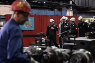 В ходе рабочей поездки врио губернатора посетил градообразующее предприятие.